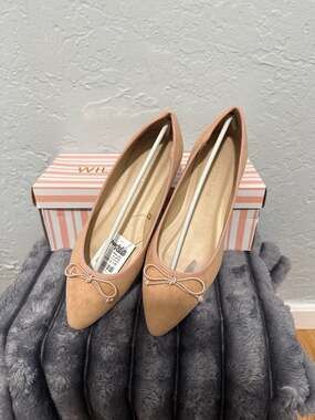 Charlotte Russe Wild Diva Pippa-322 Pointed Toe Bow Ballet Flats Size 6.5